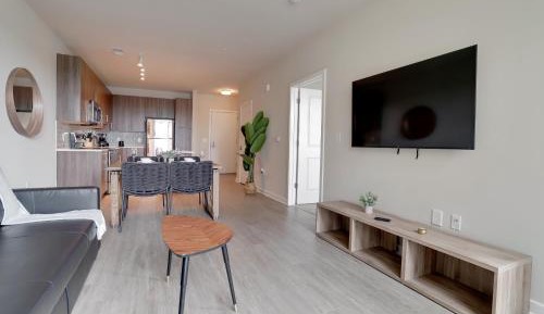 Two-Bedroom Deluxe Apartment with Balcony