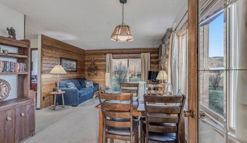 Two-Bedroom Holiday Home