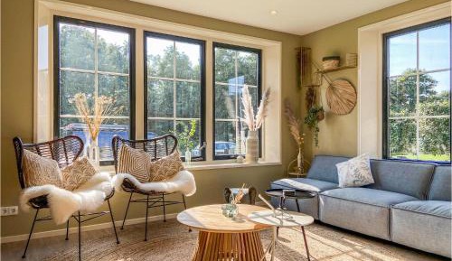 Five-Bedroom Holiday Home
