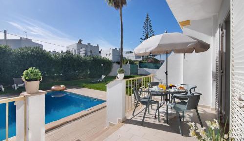 Villa with Garden View