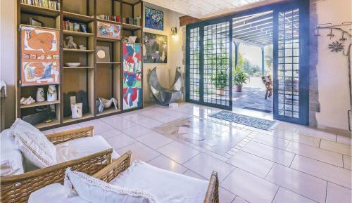 Three-Bedroom Holiday Home 