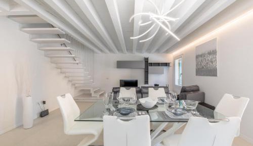 Two-Bedroom Deluxe Apartment