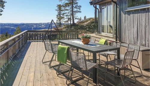 Five-Bedroom Holiday Home