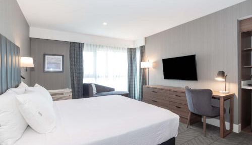 Standard Room, 1 King Bed