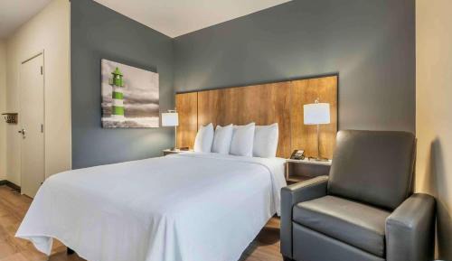 Standard Studio 1 Queen Bed Nonsmkng