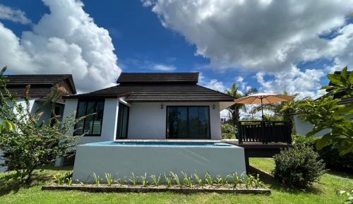 Pool Villa with Partial Sea View