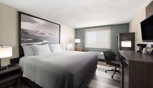 King Room - Non-Smoking