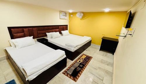 Double or Twin Room with Bathroom