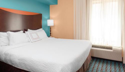 King Studio with Sofa Bed