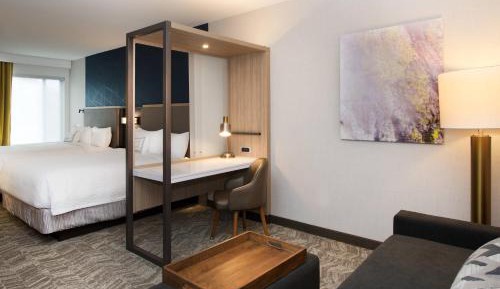 Queen Suite with Two Queen Beds, Sofa Bed