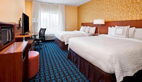 Queen Room with Two Queen Beds and Adapted Tub - Mobility and Hearing Accessible