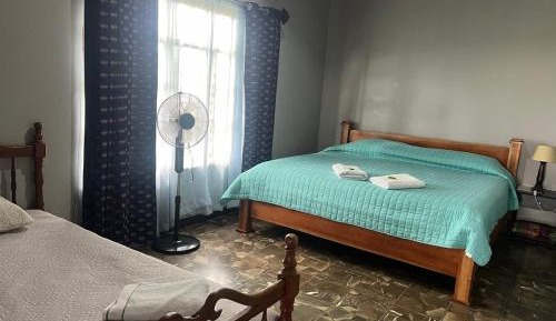 Deluxe Room (2 Adults + 1 Child)