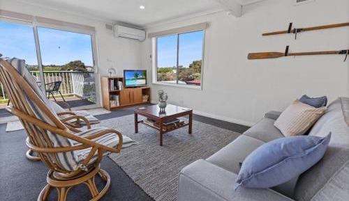 Three-Bedroom Holiday Home 