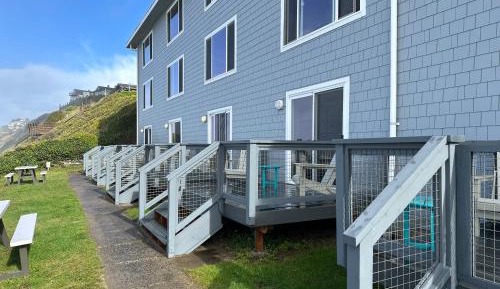 One Bedroom Suite with Deck