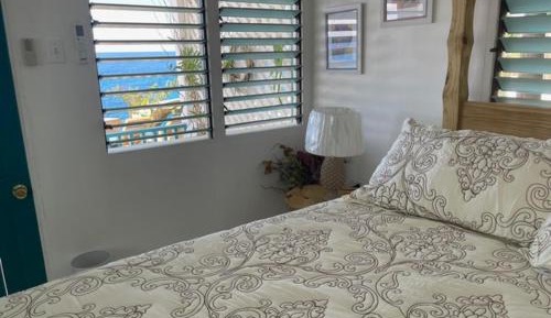 Bungalow - Water Front 