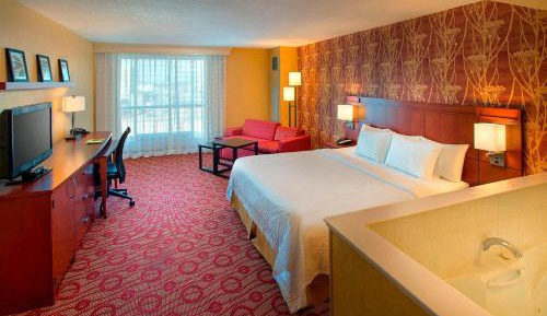 King Room with Spa Bath