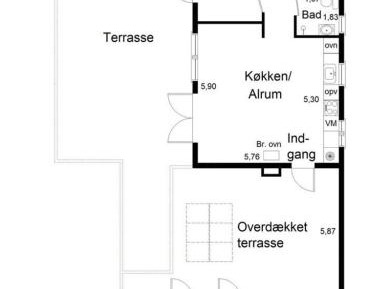 Three-Bedroom Holiday Home 