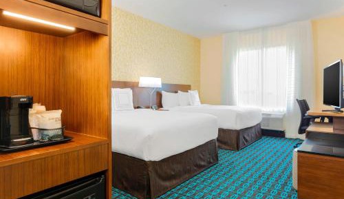 Queen Room with 2 Queen Beds and Mini Fridge