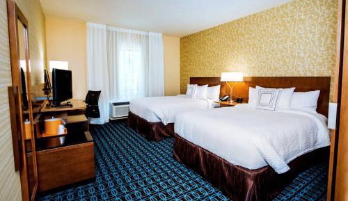 Queen Guest Room with Two Queen Beds