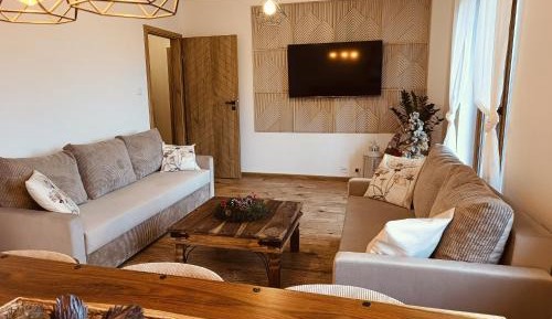 Two-Bedroom Apartment with Mountain View