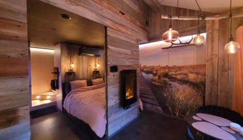 Queen Room with Spa Bath