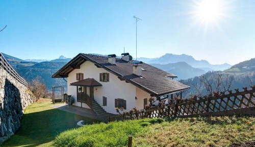 Superior One-Bedroom Apartment with Balcony