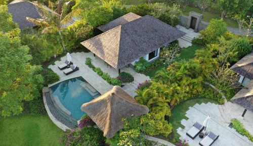 Pool Villa with Free Resort Benefit 