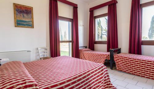 Economy Quadruple Room