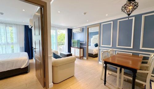 Quadruple Room with Terrace