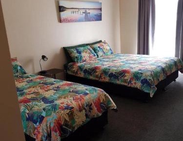 Quadruple Room with Private Bathroom