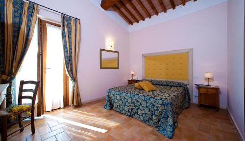 Three-Bedroom Apartment (6 adults + 2 children)