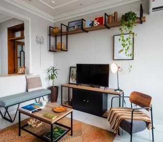 Three-Bedroom Apartment with Balcony