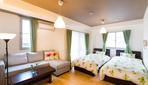 One-Bedroom Apartment with Balcony