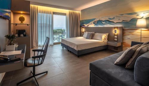 Deluxe Quadruple Room