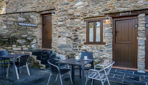 Triple Room with Mountain View