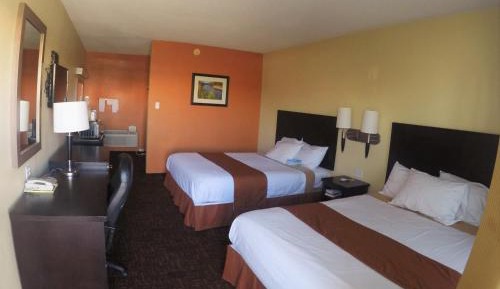 Queen Room with Two Queen Beds - Non-Smoking