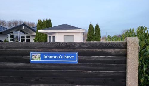 Single Room with Pool View