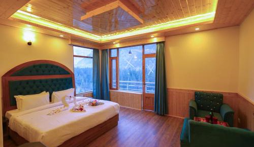 King Room with Balcony