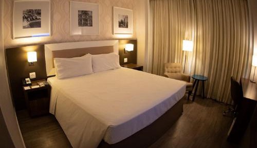 Standard King Room - Mid Floor