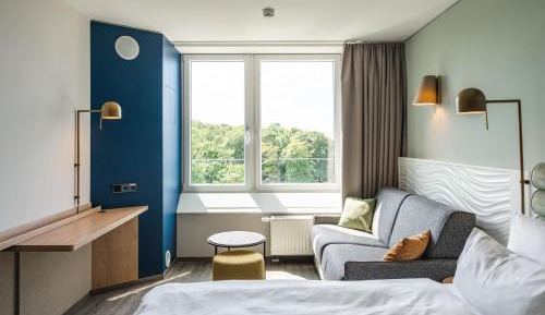 Deluxe Double Room with Side Sea View