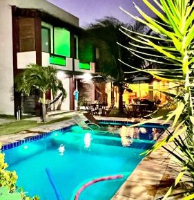 Queen Room with Garden View