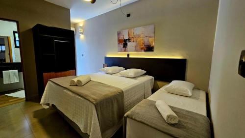 Deluxe One-Bedroom Apartment