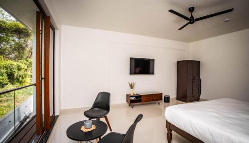 Superior King Room