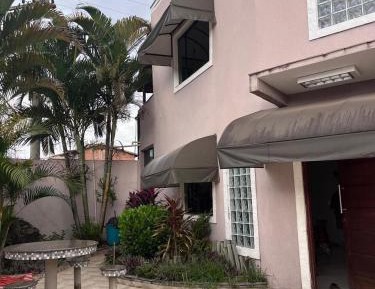 Three-Bedroom Holiday Home 