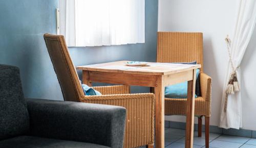 One-Bedroom Apartment with Garden