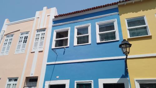 One-Bedroom Apartment with City View