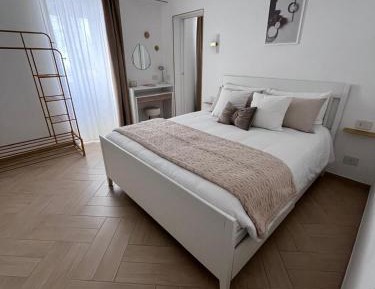 One-Bedroom Family Apartment