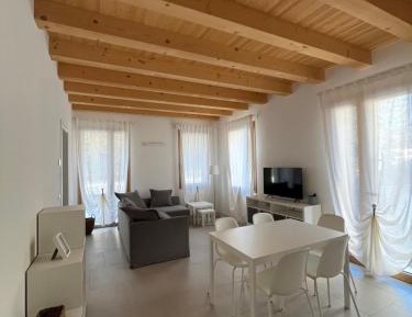 One-Bedroom Apartment with City View