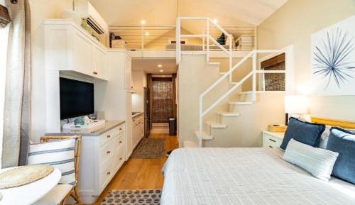 One-Bedroom Holiday Home