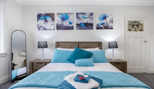 Three-Bedroom Holiday Home 